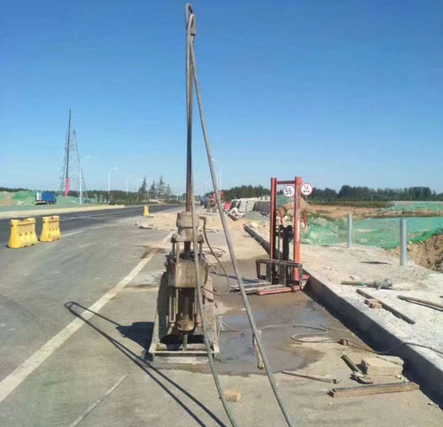 南皮公路高聚物注浆加固